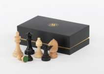 PIECES ECHECS TAILLE 3 + SAC